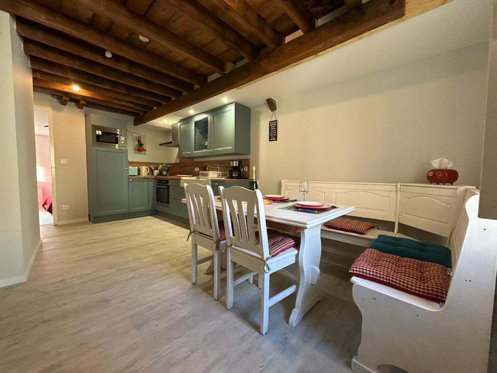 Le Citadin Bourguignon Hostal Toucy Exterior foto